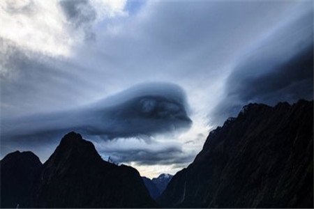 不懂就問！有?？飘厴I(yè)證就能報考云南專升本嗎？